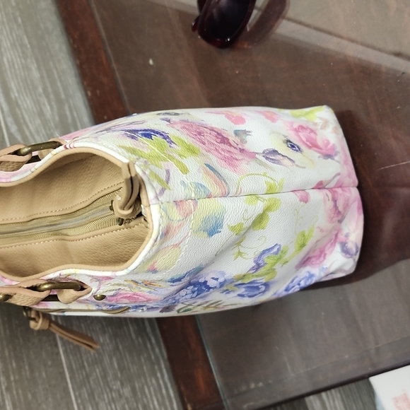 Elliott lucca limited edition floral hand bag tote with zipper top - Picture 4 of 17